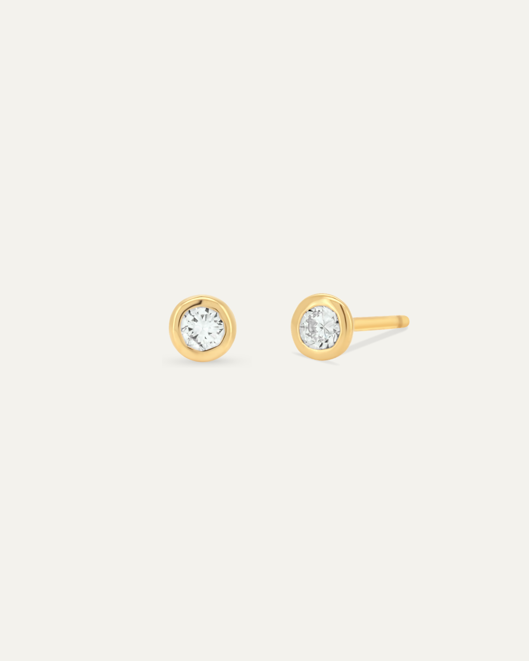 ベゼル ダイヤモンド ピアス 0.2ct – BANYAN （バンヤン）
