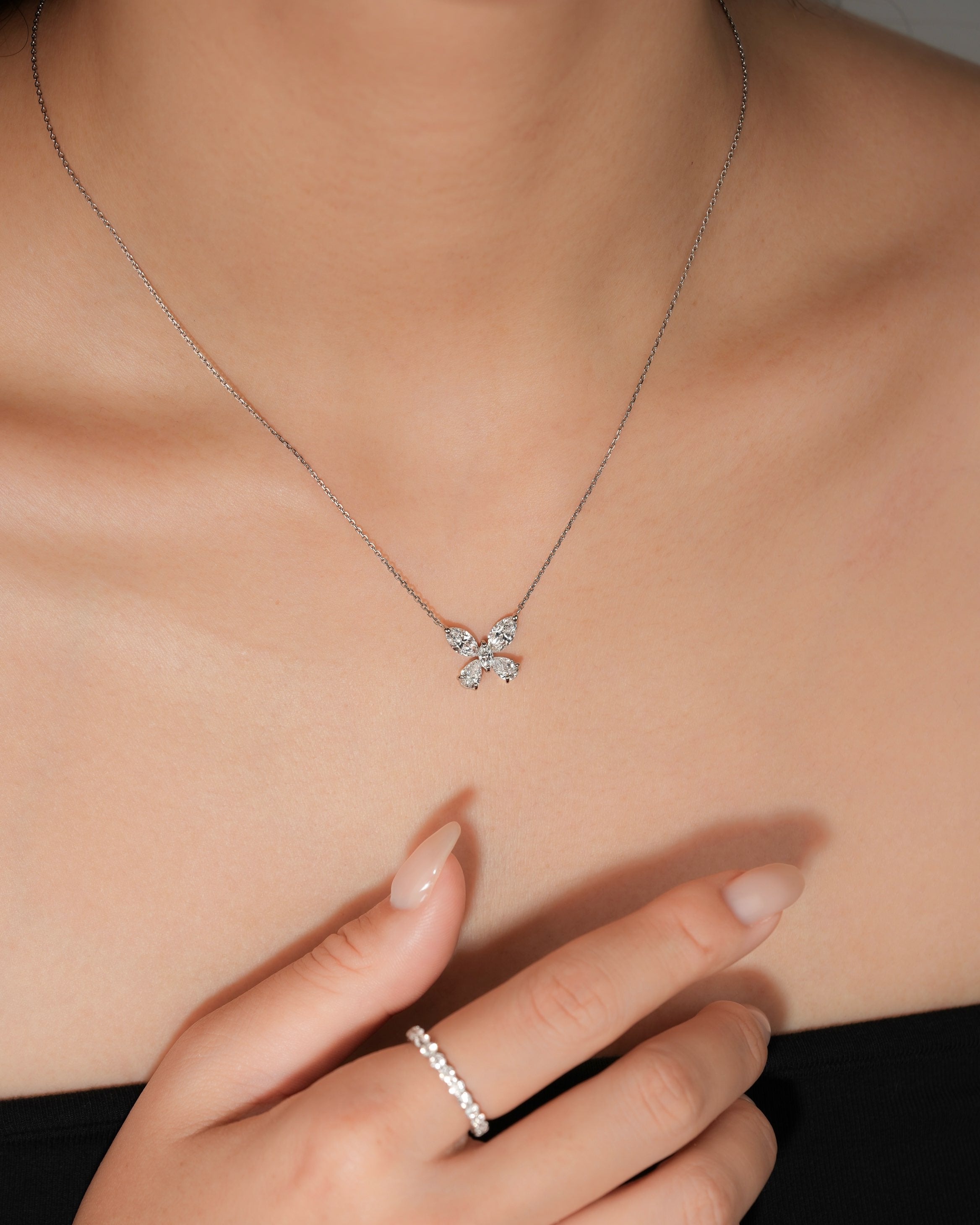 レーヌ バタフライ ネックレス – BANYAN （バンヤン）