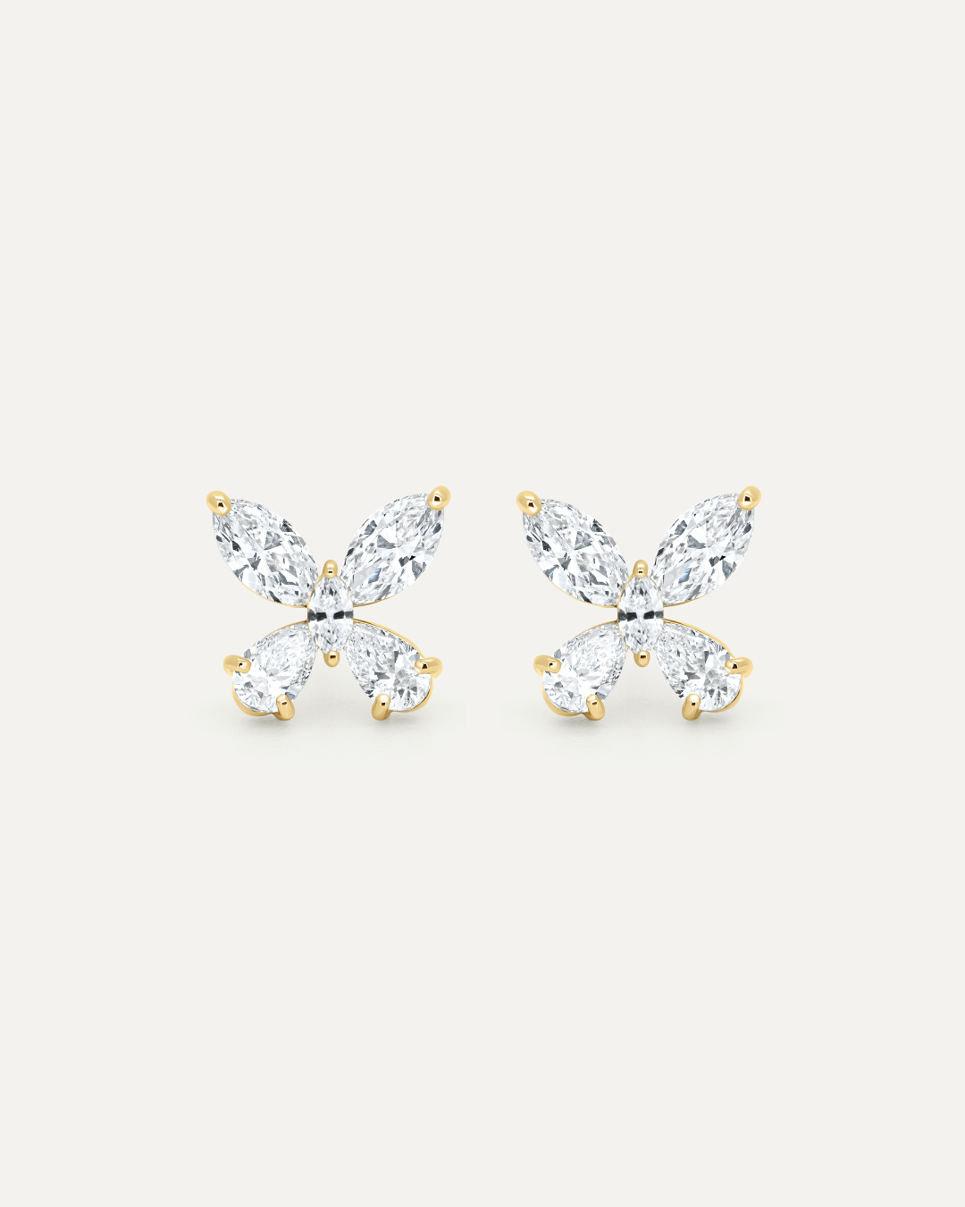 レーヌ バタフライ ピアス