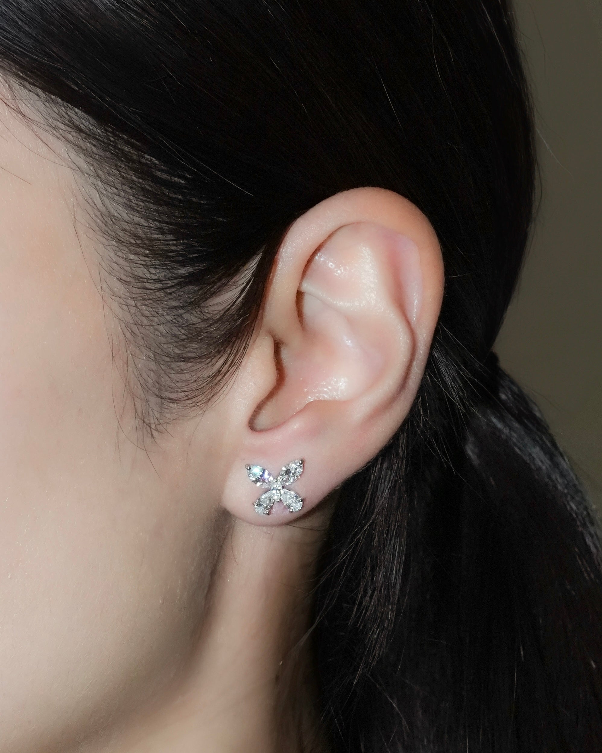 ルンルン♪パンダピアス 手を振るパンダちゃん ピアス・イヤリング ピアス（スタッド・一