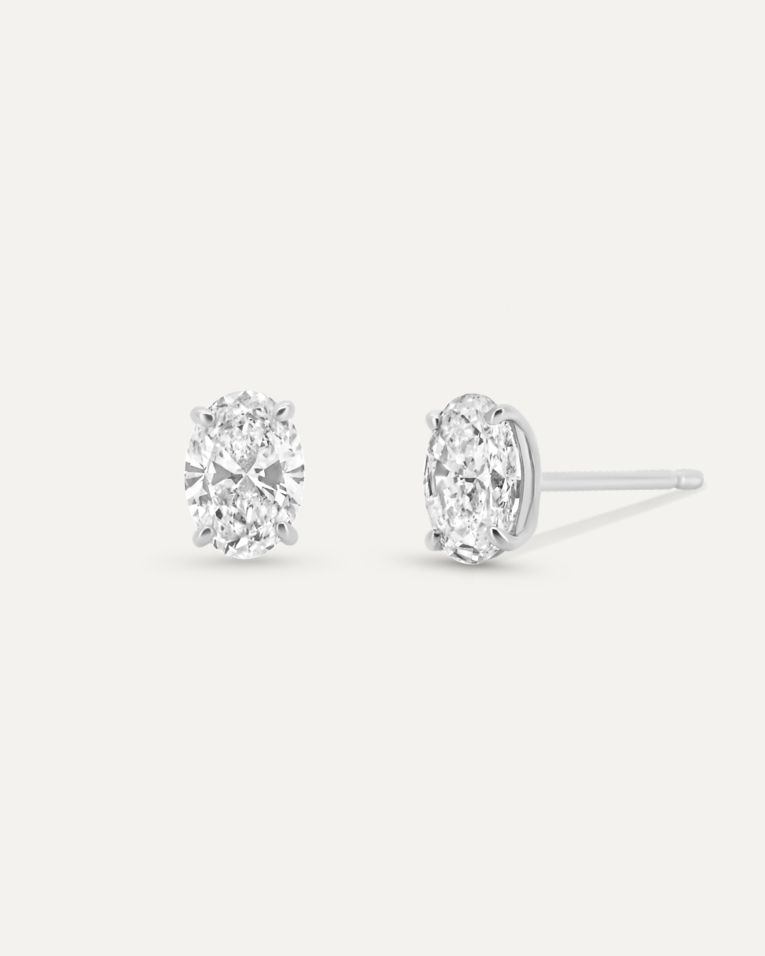 オーバルカット ダイヤモンド ピアス 1ct