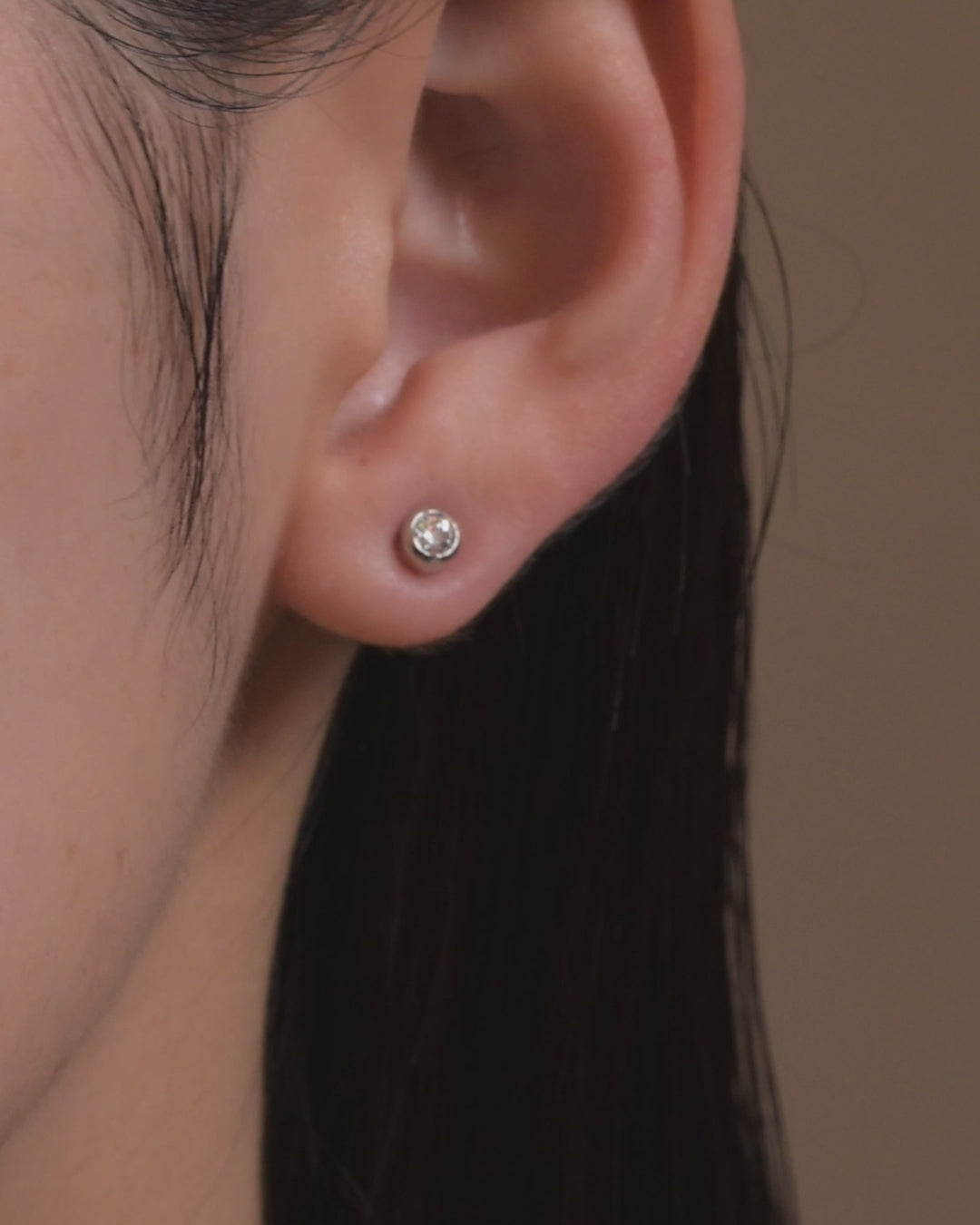 ベゼル ダイヤモンド ピアス 0.2ct – BANYAN （バンヤン）