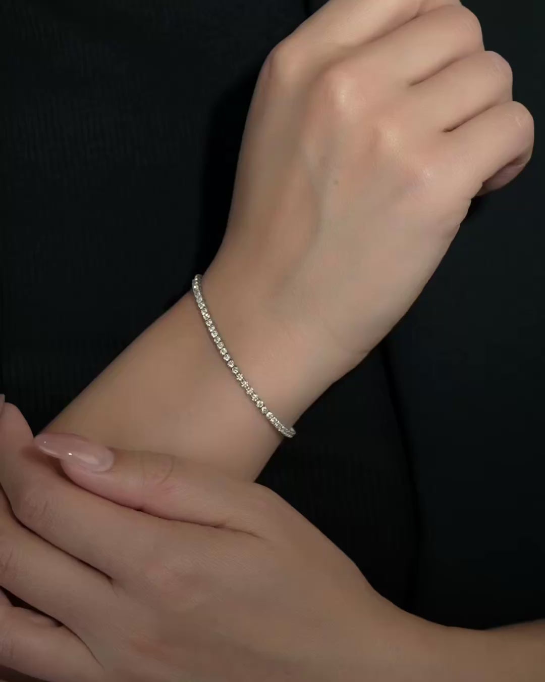 AVALANCHE k10 WG テニスブレス　ダイヤ　1ct　本日中最終値下げ k10ホワイトゴールドブレスレット 値下げ❣️最終❣️ AVALANCHE k10