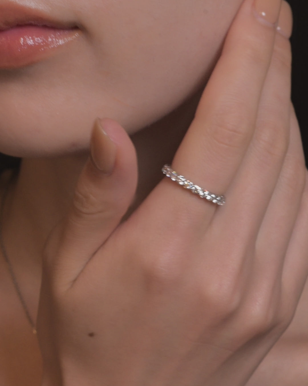 ラウンドカット フルエタニティリング 2.5mm – BANYAN （バンヤン）
